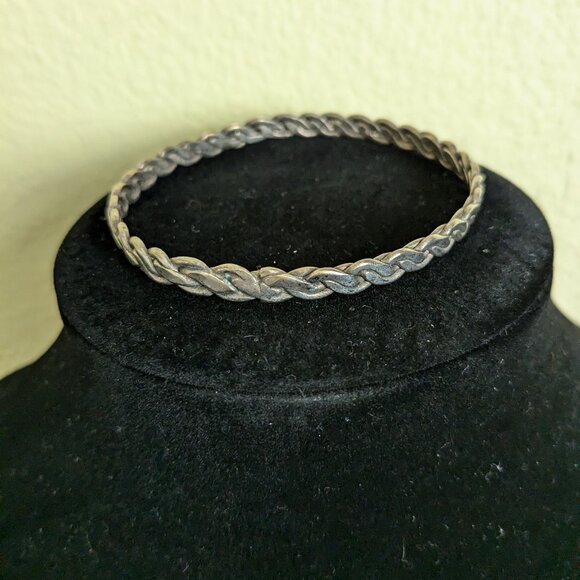 Mexico Bangle Bracelet Flat Braided Silver Tone Stackable Stacker Minimalist - Picture 2 of 8